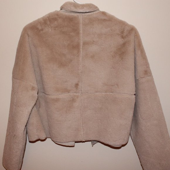 URBAN OUTFITTERS Faux Fur Jacket - Picture 3 of 3